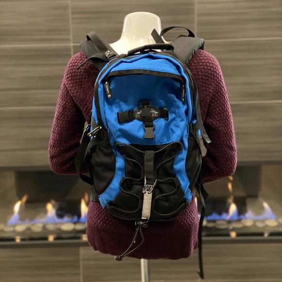 💥HOST PICK💥Teragear Daypack Backpack - Picture 1 of 11